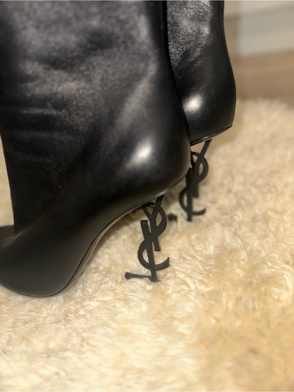 Yves Saint Laurent Black Leather Pointed Toe Logo-Heel Ankle Boots - Picture 6 of 7